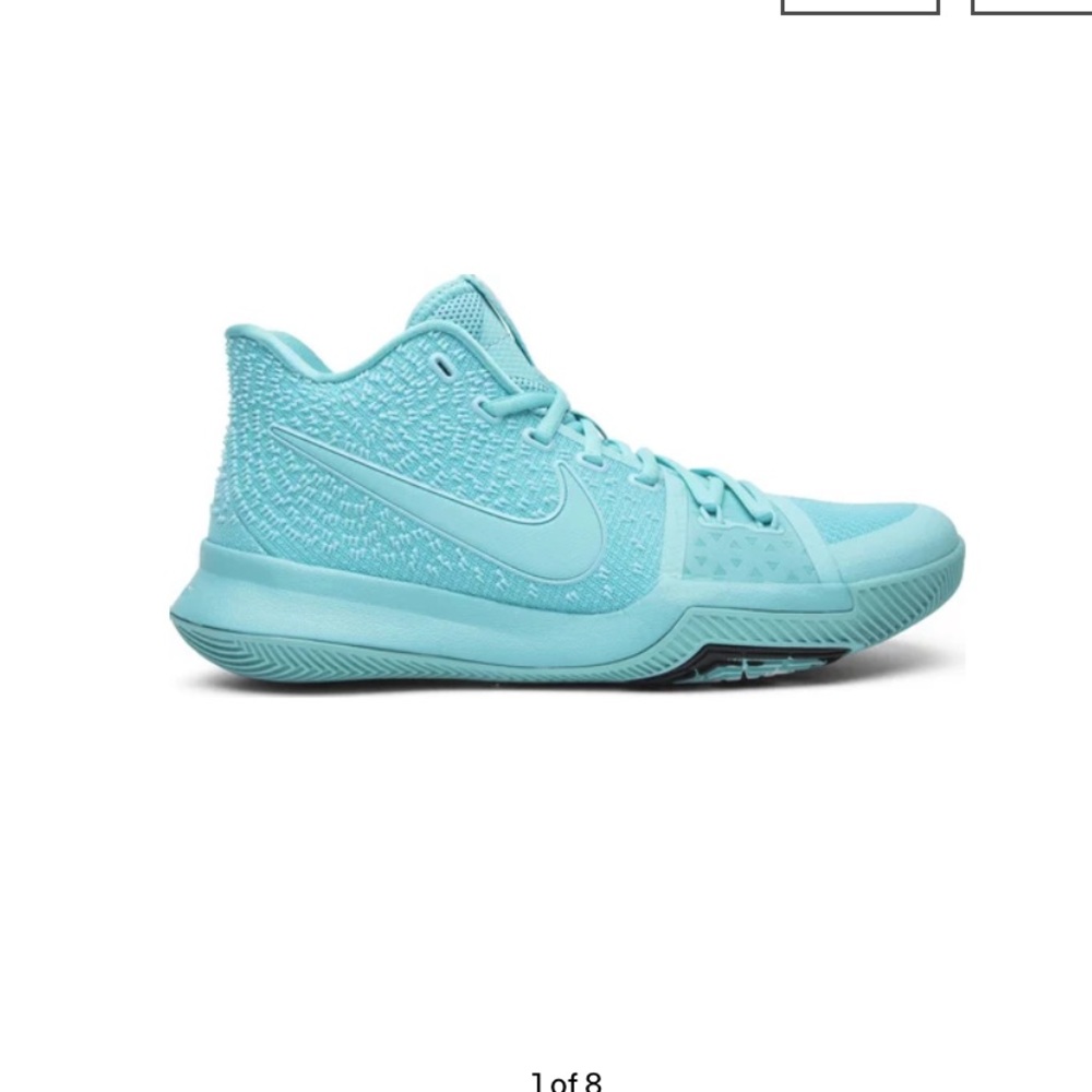 Nike Kylie 3 in Tiffany blue